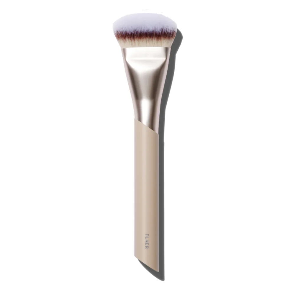115 Flat Angled Foundation Brush - FLAER v:7900636
