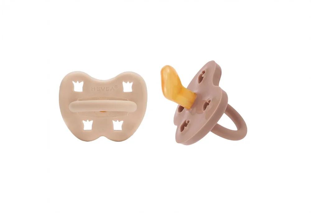 Hevea Orthodontic Teat 3-36 Months – Sand & Tan Beige – 2 stk. v:3078026 Hevea Orthodontic Teat 3-36 Months – Sand & Tan Beige – 2 stk. v:3078026